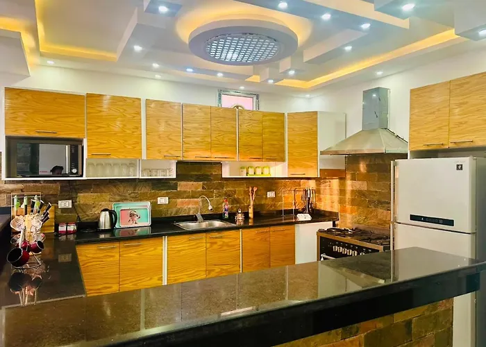 Villa Sky Near Airport *